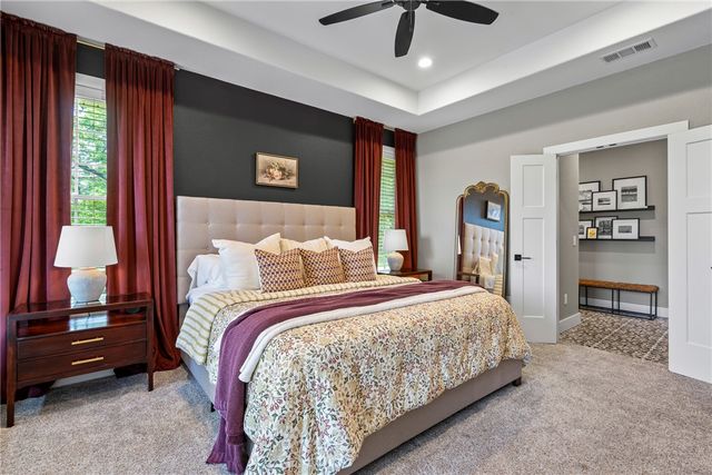 22436 Rim Crest Court, Siloam Springs, AR 72761