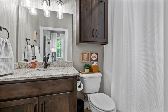 22436 Rim Crest Court, Siloam Springs, AR 72761