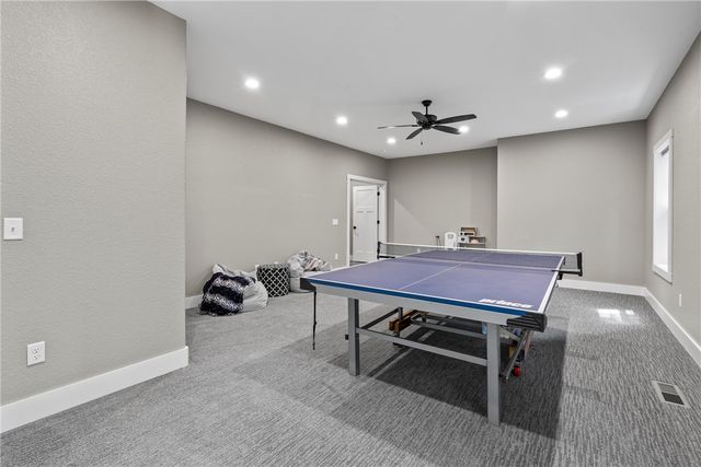 22436 Rim Crest Court, Siloam Springs, AR 72761