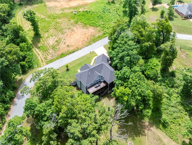 22436 Rim Crest Court, Siloam Springs, AR 72761