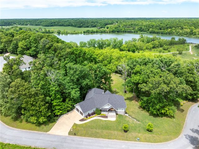 22436 Rim Crest Court, Siloam Springs, AR 72761
