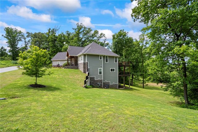 22436 Rim Crest Court, Siloam Springs, AR 72761