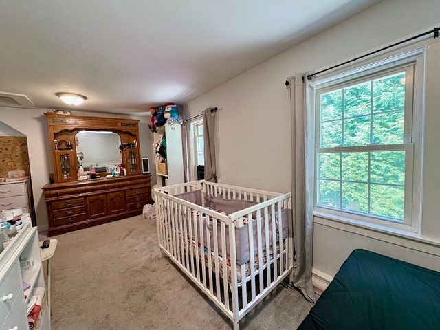 5 Canal St, Millbury, MA 01527