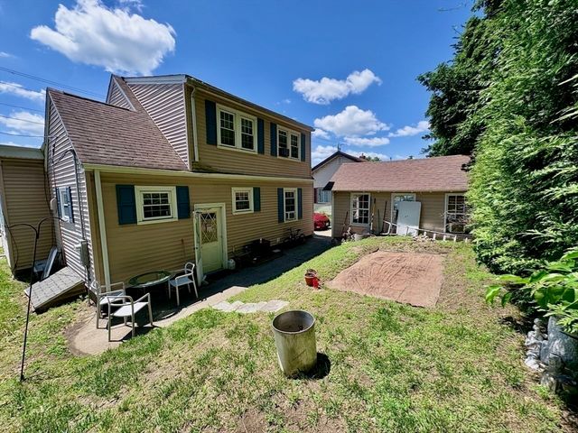 5 Canal St, Millbury, MA 01527
