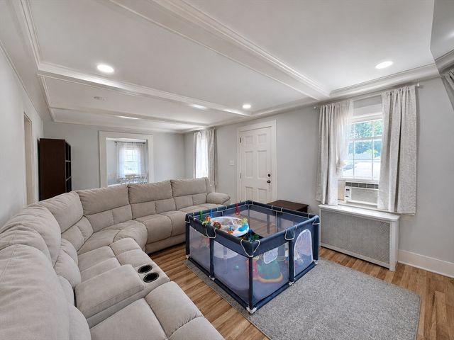 5 Canal St, Millbury, MA 01527