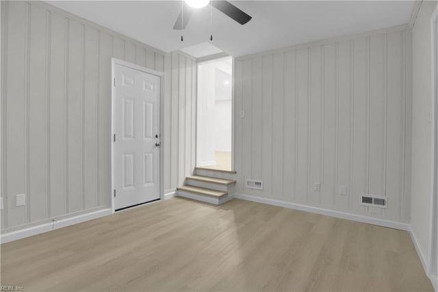 576 Colony RD, Newport News, VA 23602