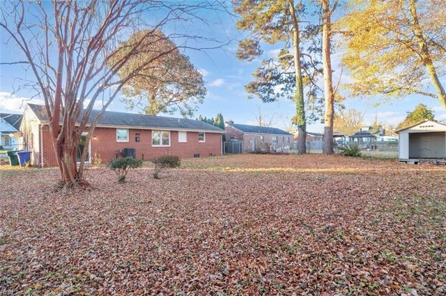 576 Colony RD, Newport News, VA 23602