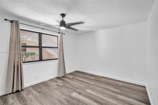 3405 Emerald Oaks Dr 00, Hollywood, FL 33021