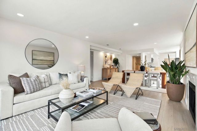 1115 Pearl 3, La Jolla, CA 92037
