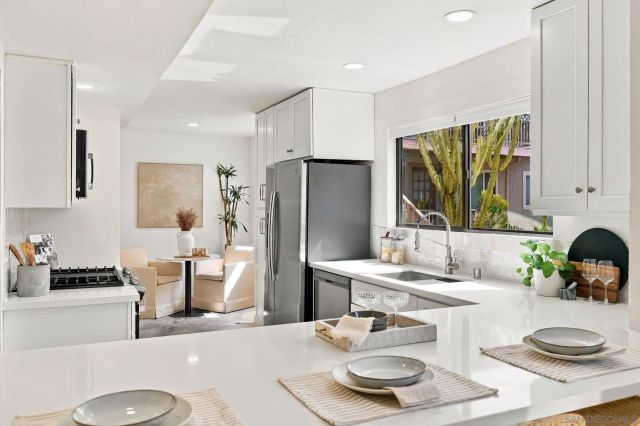 1115 Pearl 3, La Jolla, CA 92037