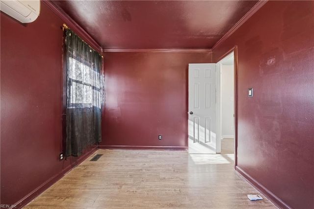 3932 Pierce LN, Chesapeake, VA 23321