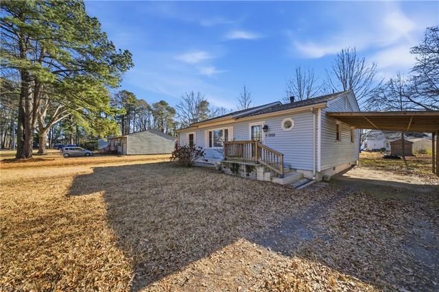 3932 Pierce LN, Chesapeake, VA 23321