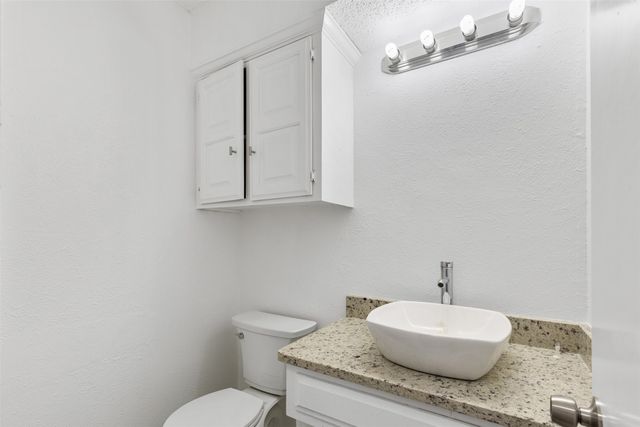 3005 Club Hill Drive, Garland, TX 75043