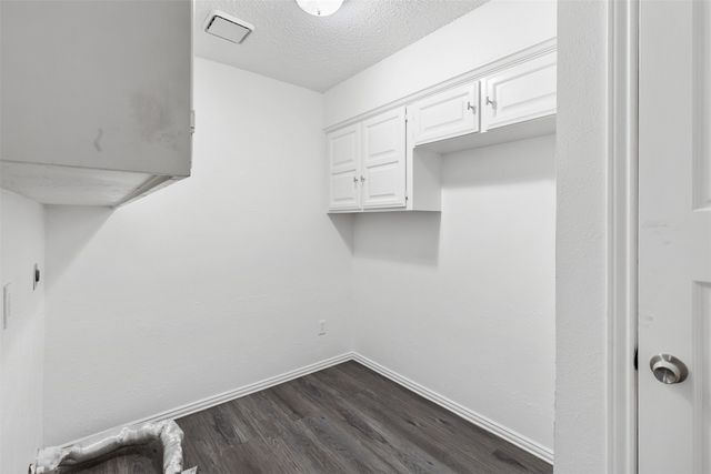 3005 Club Hill Drive, Garland, TX 75043