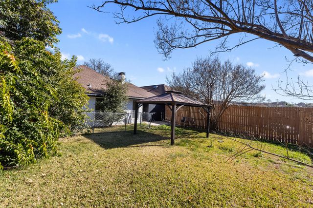 3005 Club Hill Drive, Garland, TX 75043