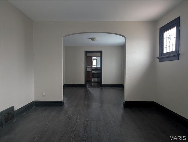 2366 Addie Avenue, St Louis, MO 63114