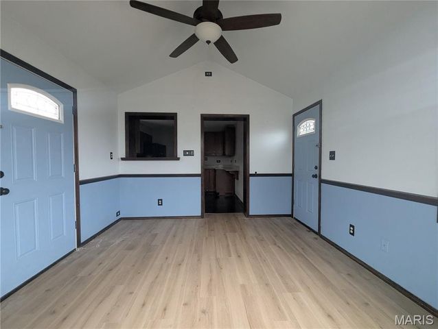 2366 Addie Avenue, St Louis, MO 63114