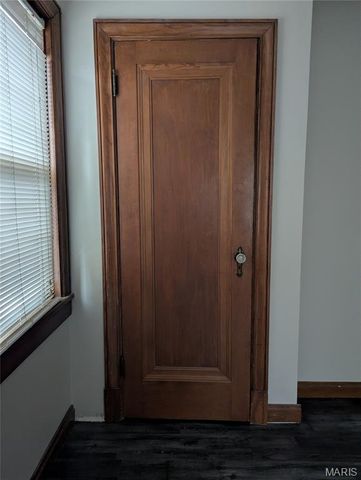 2366 Addie Avenue, St Louis, MO 63114