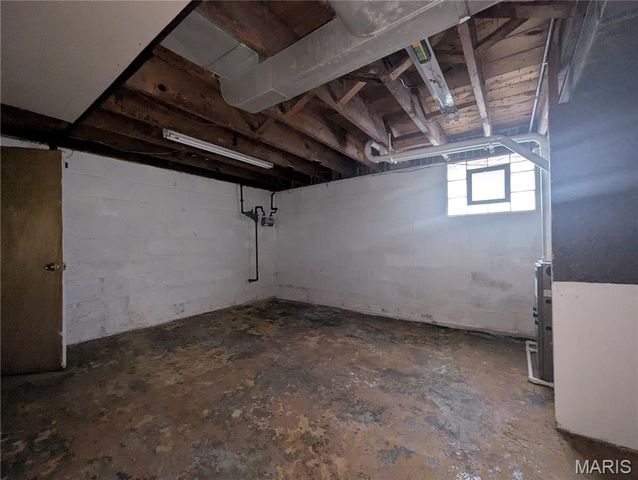 2366 Addie Avenue, St Louis, MO 63114