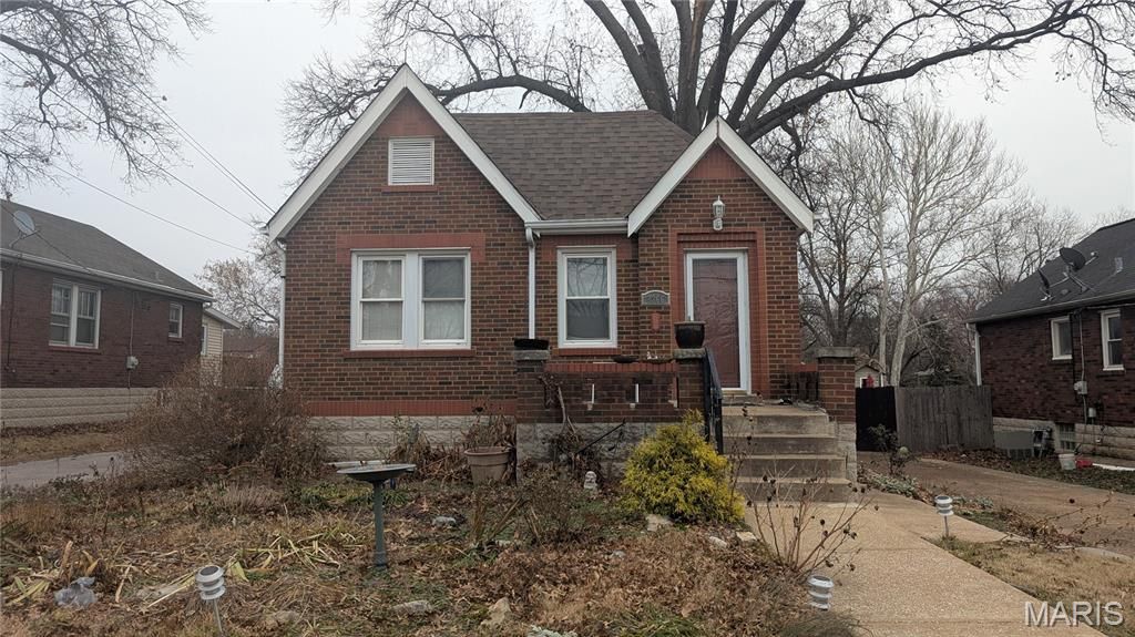 2366 Addie Avenue, St Louis, MO 63114