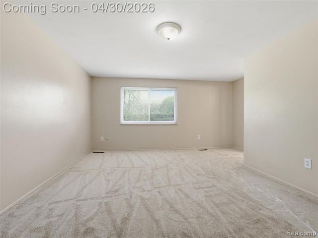 26700 Franklin Pointe Drive, Southfield, MI 48034