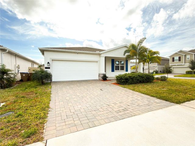 6300 CHIRPINE LANE, St Cloud, FL 34771