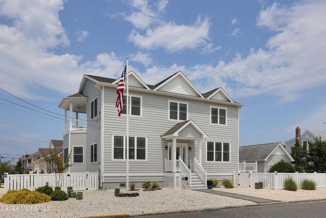 1607 Baltimore Avenue, Lavallette, NJ 08735