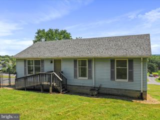 20 CONSERVATIVE LN, Hedgesville, WV 25427