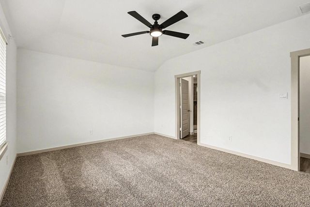 9926 Palm Royal Drive, Baytown, TX 77521