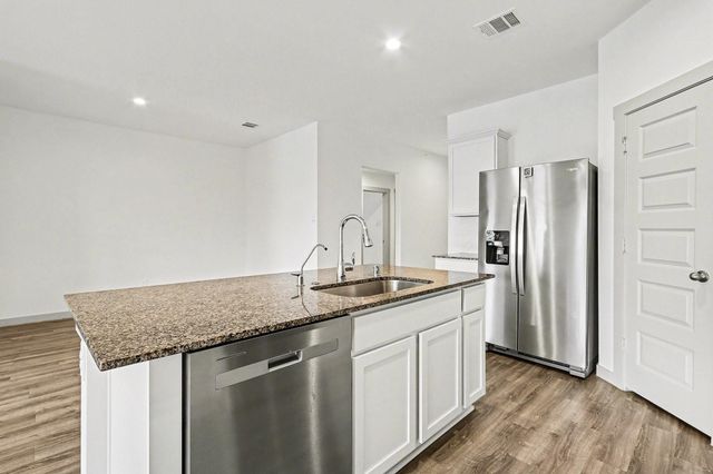 9926 Palm Royal Drive, Baytown, TX 77521