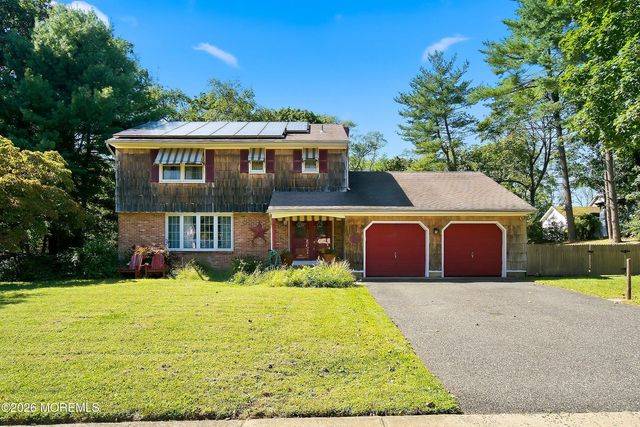 2211 Lark Drive, Allenwood, NJ 08720