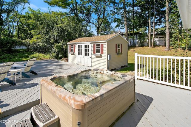 2211 Lark Drive, Allenwood, NJ 08720