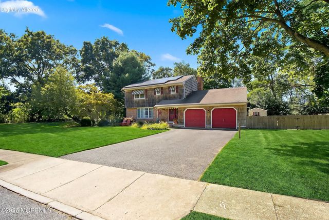 2211 Lark Drive, Allenwood, NJ 08720
