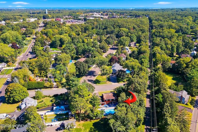 2211 Lark Drive, Allenwood, NJ 08720