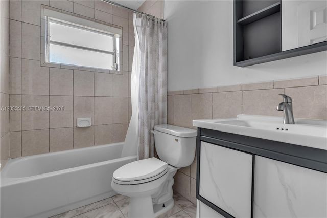 3800 SW 102nd Avenue 206, Miami, FL 33165