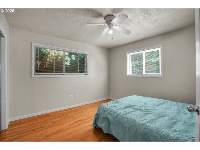 1022 Ne 68TH St, Vancouver, WA 98665