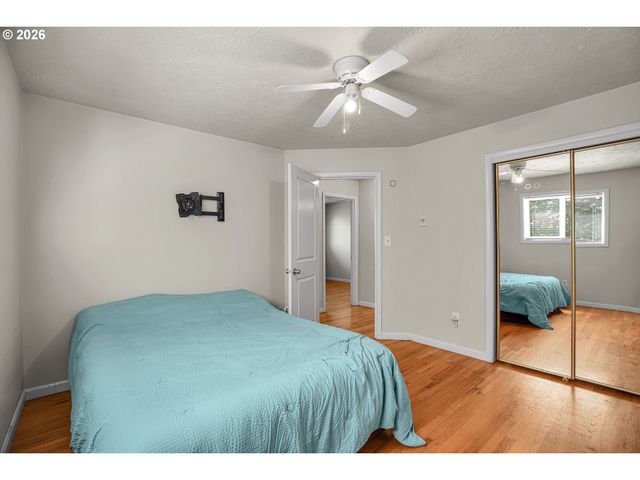 1022 Ne 68TH St, Vancouver, WA 98665