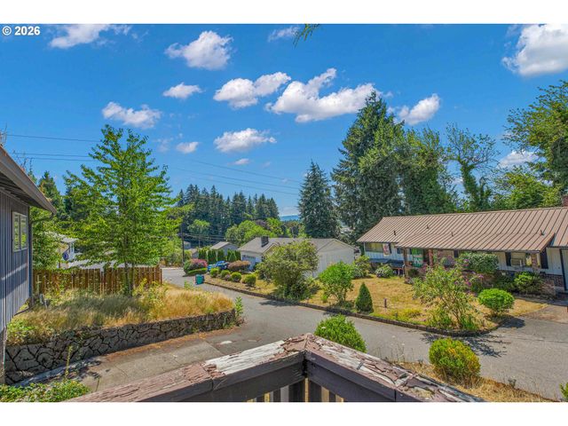 1022 Ne 68TH St, Vancouver, WA 98665