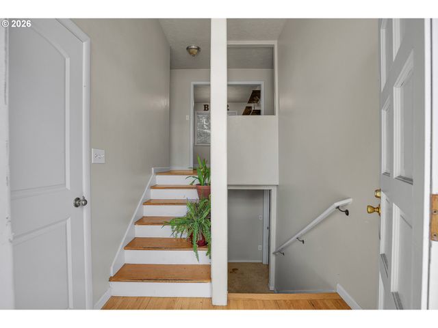 1022 Ne 68TH St, Vancouver, WA 98665