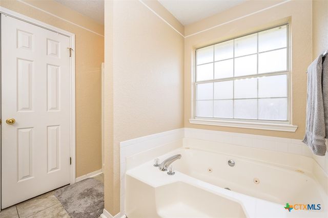 1100 Chablis Drive, Harker Heights, TX 76548