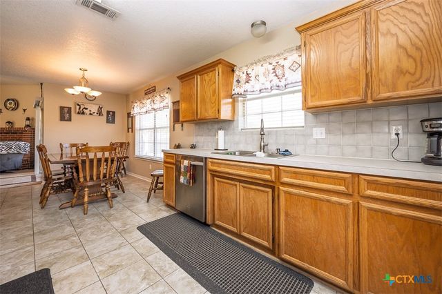 1100 Chablis Drive, Harker Heights, TX 76548