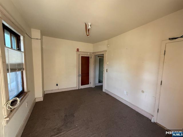367 Clinton Street, Haledon, NJ 07508