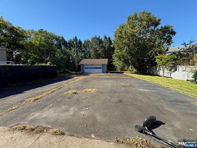 367 Clinton Street, Haledon, NJ 07508