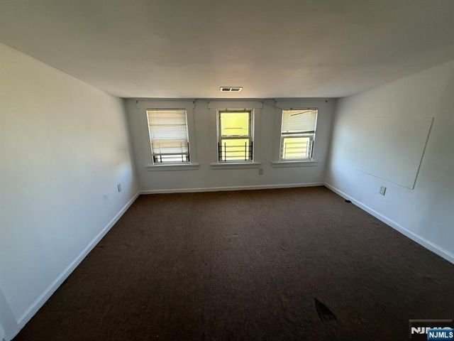 367 Clinton Street, Haledon, NJ 07508