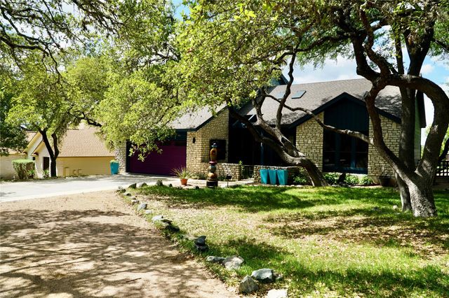 66 Woodcreek DR, Wimberley, TX 78676
