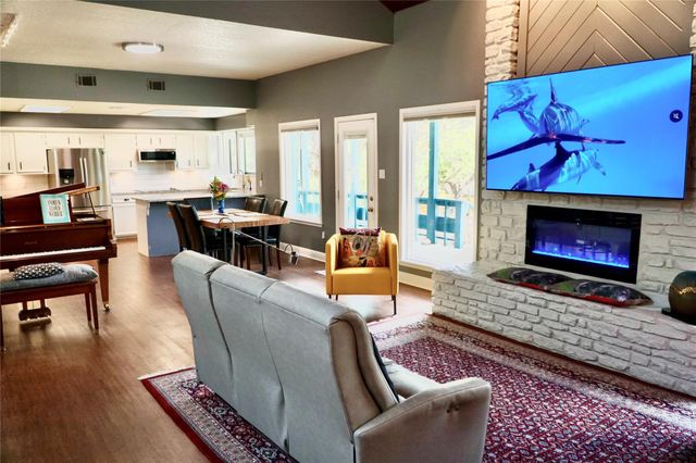 66 Woodcreek DR, Wimberley, TX 78676