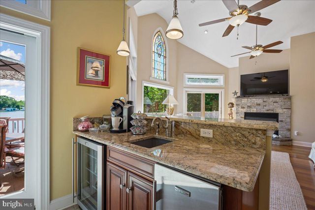 45216 CLARKES LANDING RD, Hollywood, MD 20636