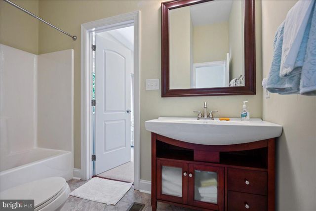 45216 CLARKES LANDING RD, Hollywood, MD 20636