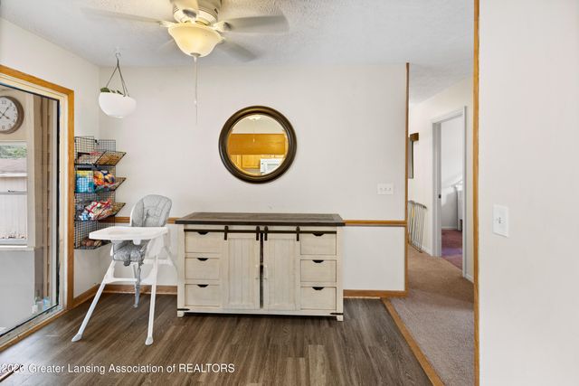 1004 Old Erin Way, Lansing, MI 48917