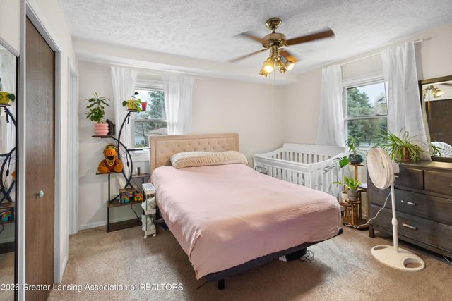 1004 Old Erin Way, Lansing, MI 48917